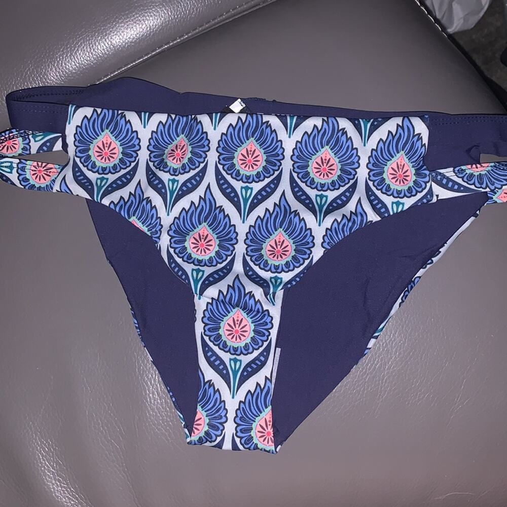 TAVIK  Chloe Swim‎ Bottom. Monaco Sand. Large